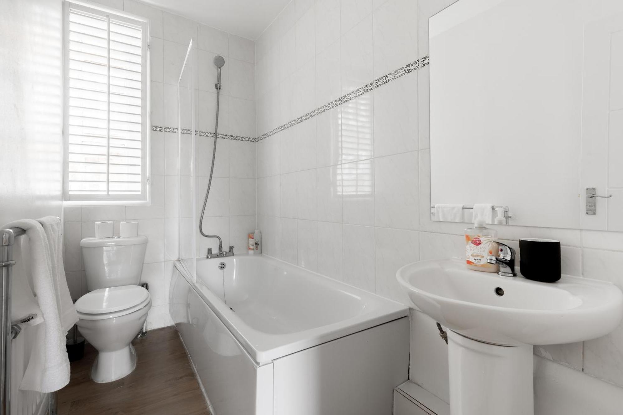 Cozy 1 Bedroom Flat Paddington London Værelse billede